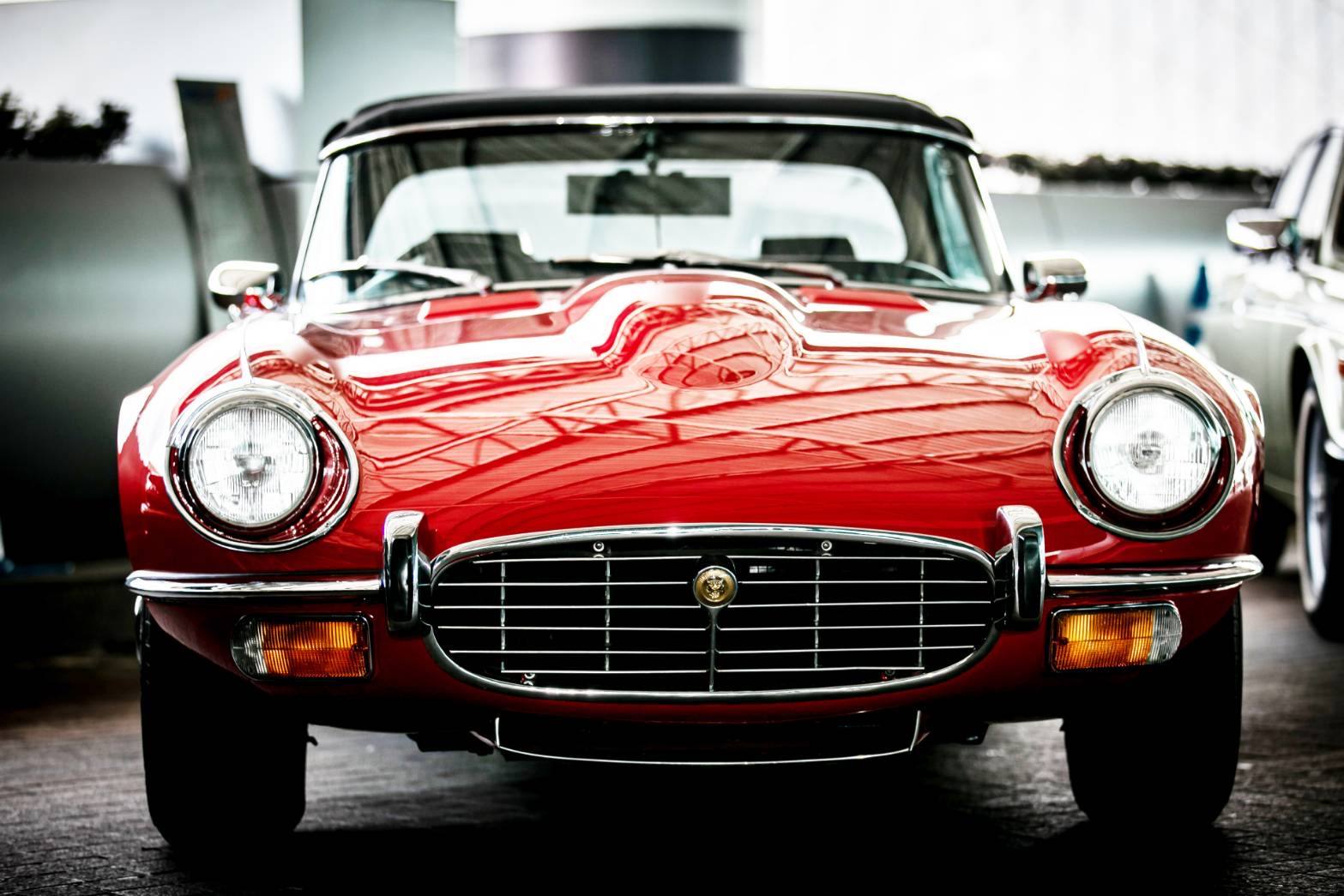 JAGUAR E-Type