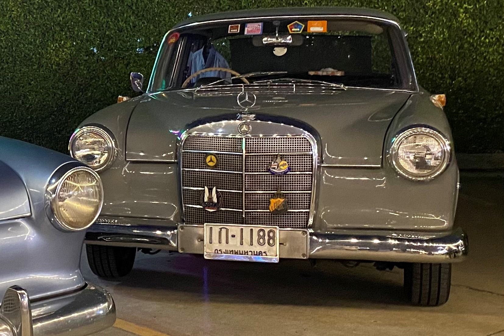 MERCEDES-BENZ 190